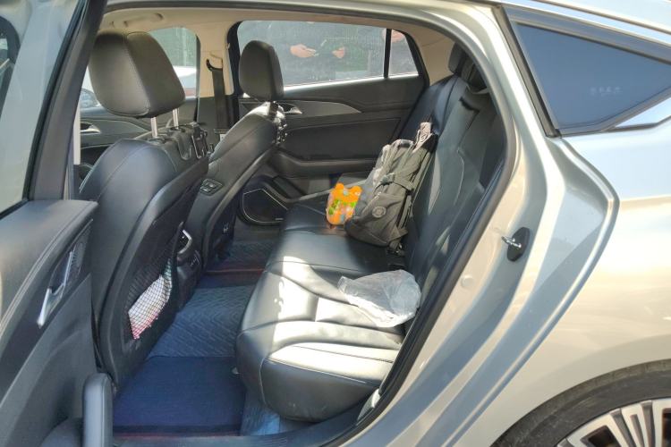 Used Hongqi H5 2022 Classic Model Facelift 1.8T Automatic Smart Connect Flagship Edition