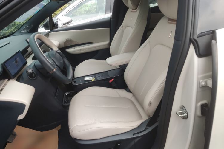 Used Lynk & Co Z20 2025 530 km Range Rear-Wheel Drive Pro
