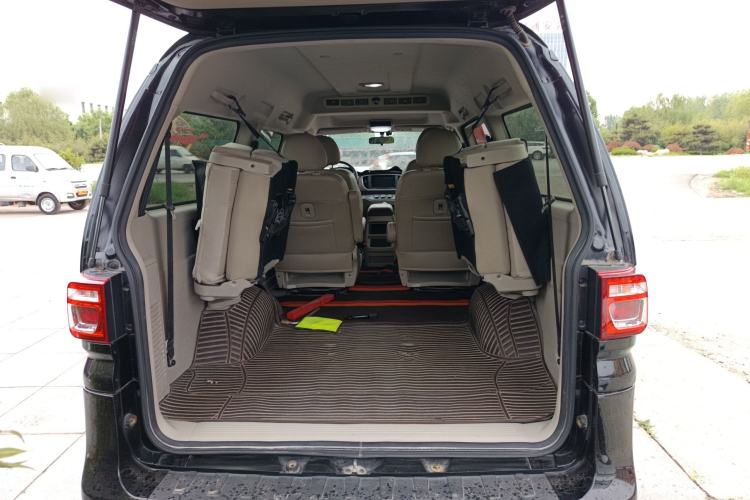 Used FORTHING Lingzhi 2020 M5L 2.0L Luxury 7-Seater