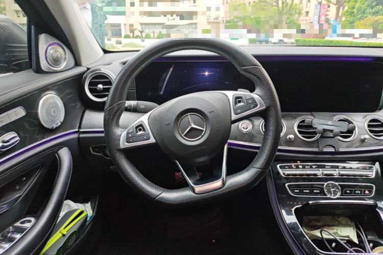 Used Mercedes-Benz E-Class 2016 E 300 L Sporty and Stylish Model
