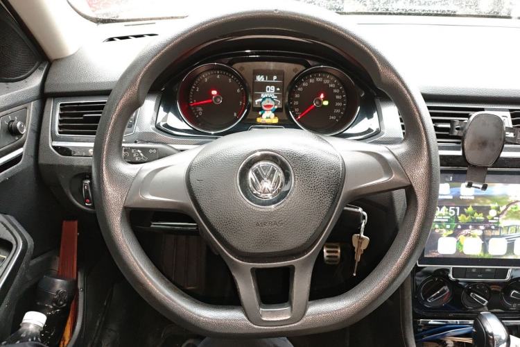 Used Volkswagen C-TREK 2017 1.6L Automatic Comfort Model Steering Wheel