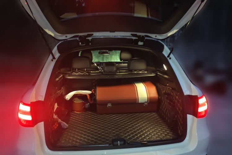 Used Mercedes-Benz GLC 2019 GLC 200 L 4MATIC Trunk