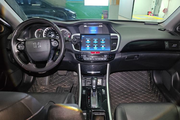 Used Honda Accord 2016 2.0L Luxury Edition