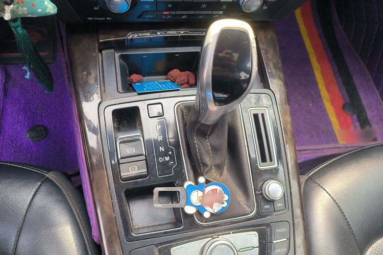 Used Zotye Z700 2016 1.8T DCT Prestige Edition Gear Lever