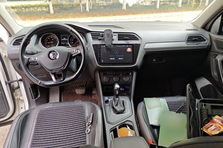 Used Volkswagen Tiguan L 2020 330TSI Automatic Two-Wheel Drive Luxury Edition China VI Standard