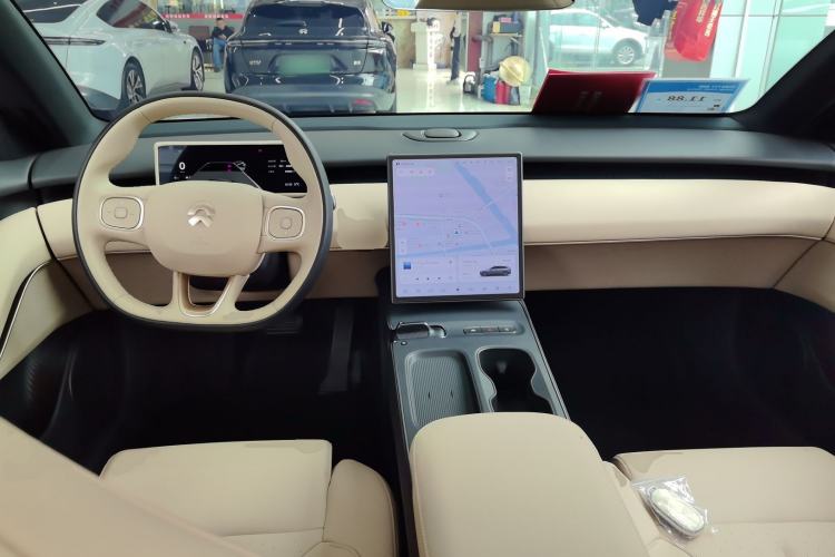 Used Nio ET5T 2023 75 kWh Touring