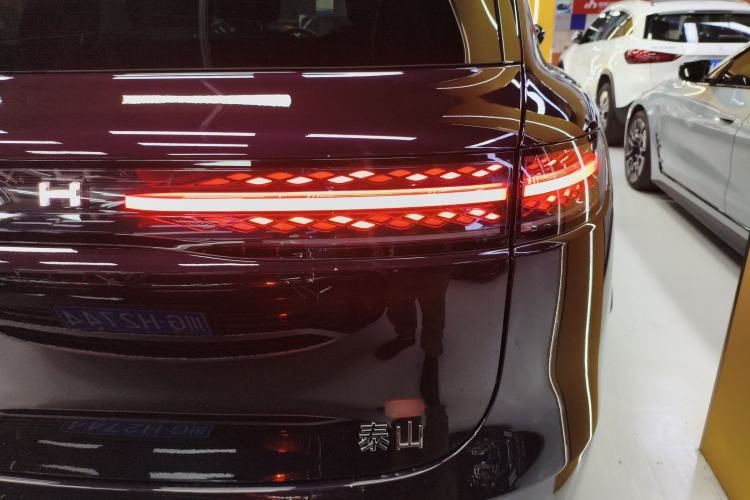 Used VOYAH Titan 2026 Model Max+ Exterior 3