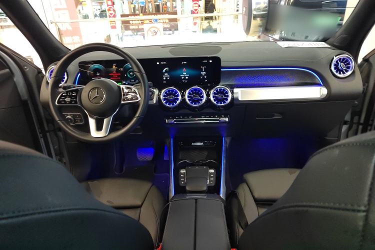 Used Mercedes-Benz EQB 2023 Facelift EQB 260 Interior 2