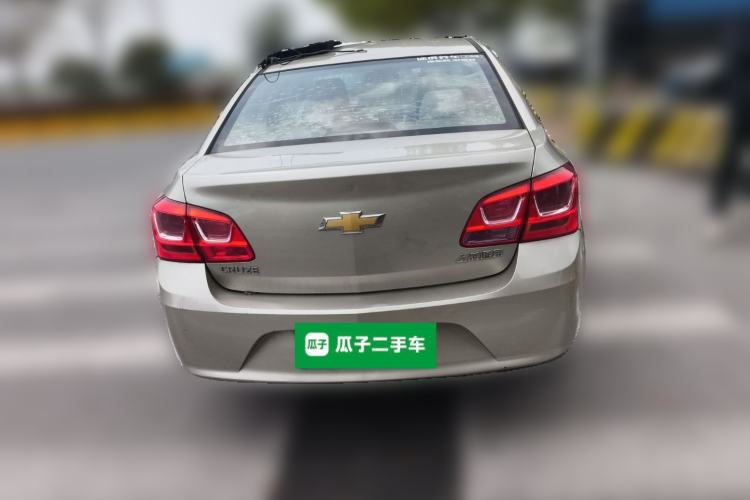 Used Chevrolet Cruze 2015 1.5L Classic SL MT Rear