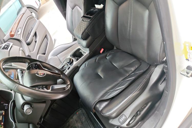 Used Cadillac SRX 2015 3.0L Comfort Version