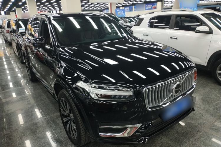 Used Volvo XC90 2023 B5 SmartDrive Luxury Edition 5 Seats Exterior 1