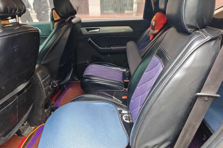 Used BAIC Weiwang M50F 2017 1.5L Standard Model
