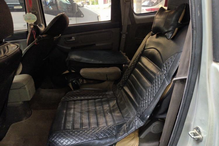 Used BAIC Weiwang M20 2014 1.5L practical type BJ415A Left Rear Seat