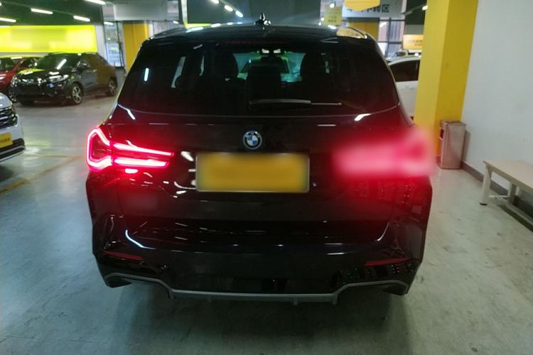 Used BMW iX3 2024 Leading Model