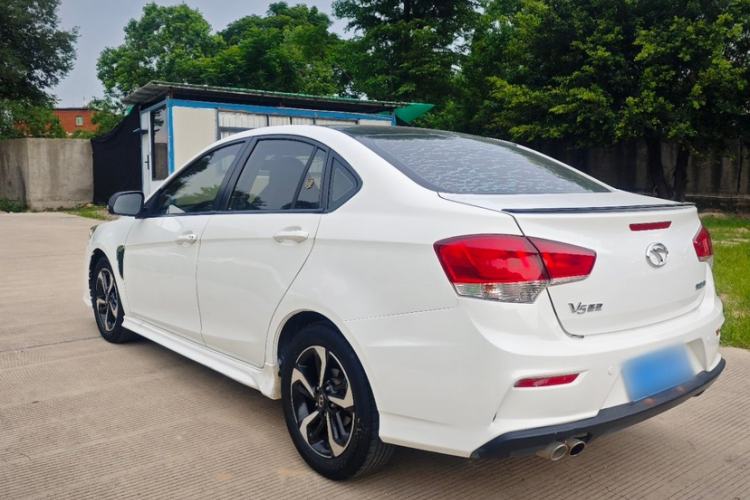 Used Soueast V5 Lingzhi 2017 1.5L Manual New Elite Model Exterior 3