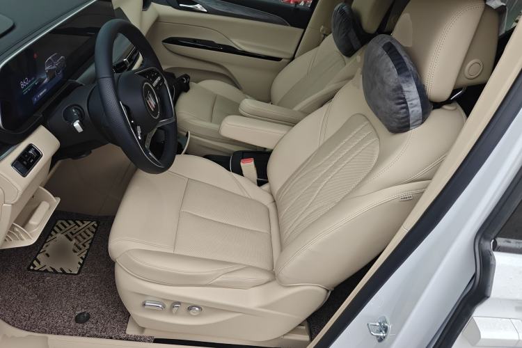 Used Buick GL8 New Energy 2025 Lu Shang Luxury Edition 7-Seater
