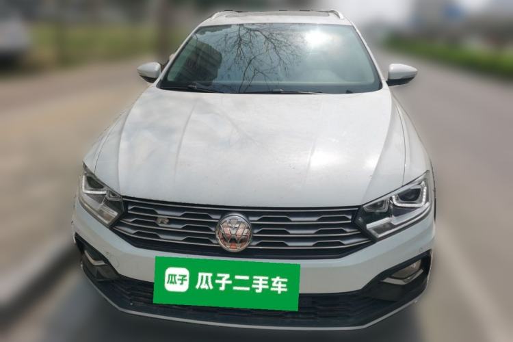 Used Volkswagen C-TREK 2018 230TSI DSG Luxury Version
