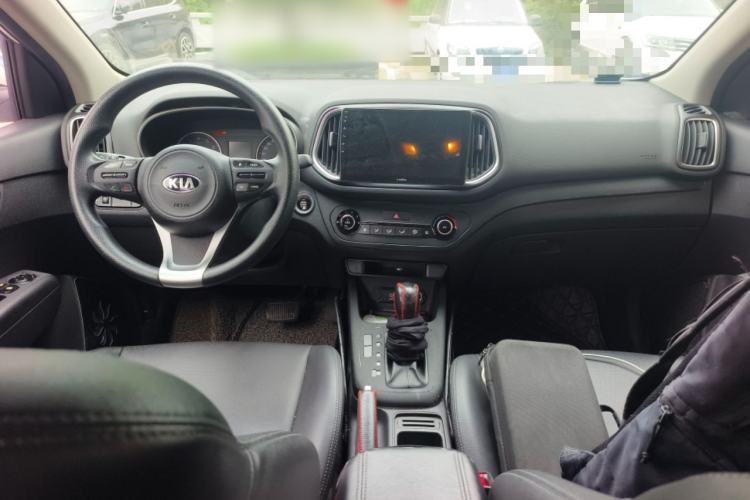 Used Kia KX3 2017 1.6L Automatic Aoya Version Center Console