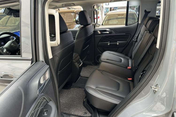 Used Tank 300 2025 2.0T Conqueror Interior 3