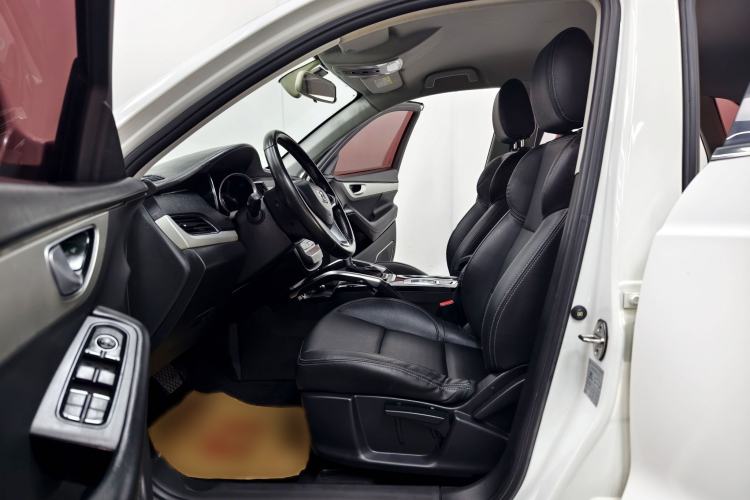 Used Zotye SR7 2016 1.5T CVT Magic Cube Door Edition China V Standard