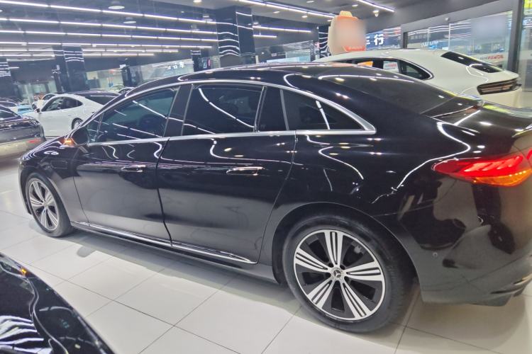 Used Mercedes-Benz EQE 2025 500 4MATIC Pioneer Edition
