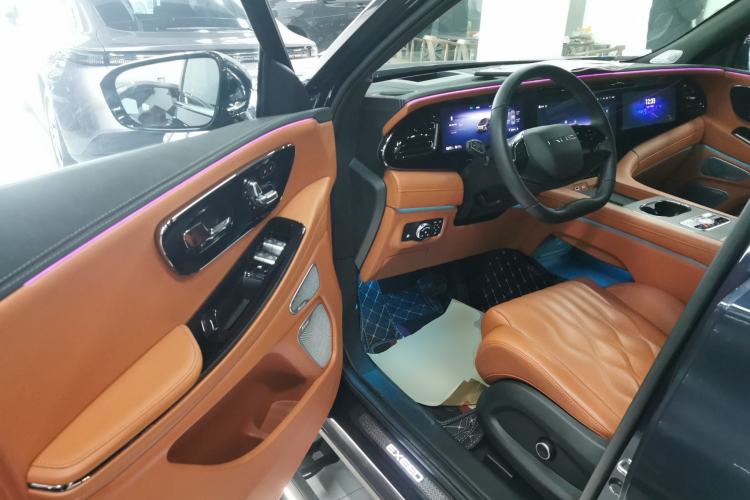 Used EXEED Lanyue C-DM 2025 180 Ultra-Long Range Ultra All-Wheel Drive 6-Seater Driver Seat