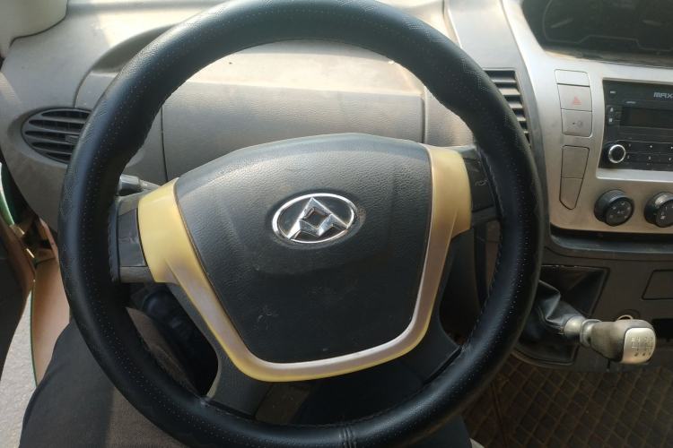 Used SAIC MAXUS Xintu V80 