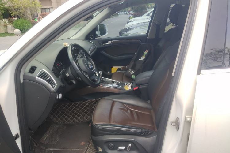 Used Audi Q5 2016 40 TFSI Comfort Model Left Front Seat