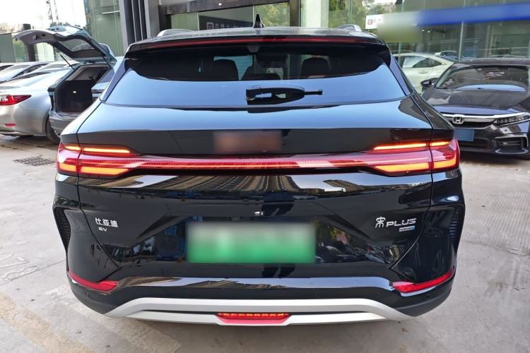 Used BYD Song PLUS New Energy 2025 EV Intelligent Driving Edition 520km Luxury Model
