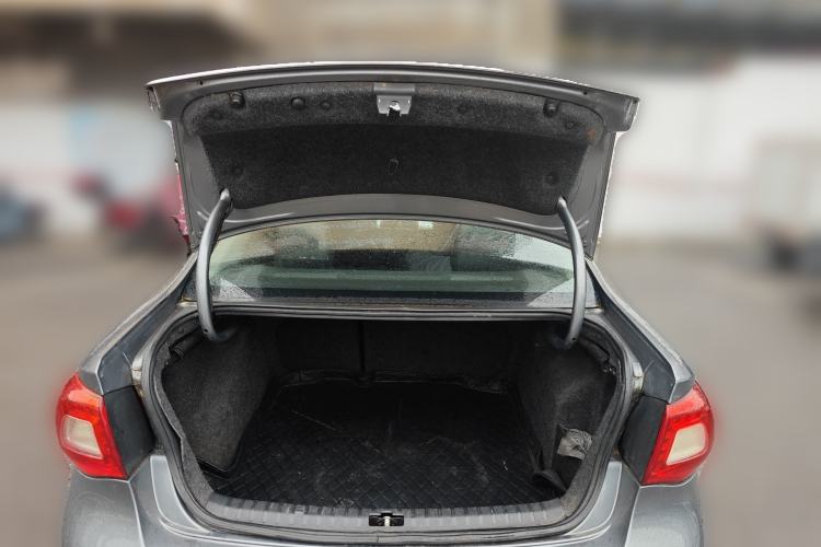 Used Volkswagen Bora 2011 1.4T Manual Comfort Model
