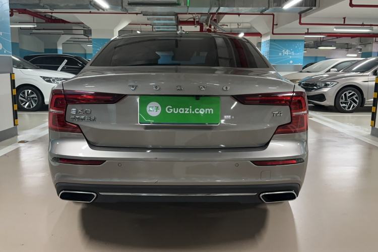 Used Volvo S60 2021 T4 Zhiyi Luxury Edition