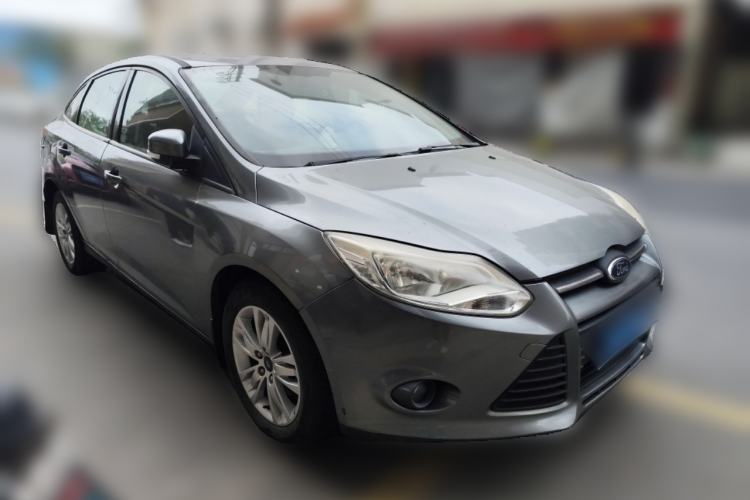 Used Ford Focus 2012 Sedan 1.6L Manual Comfort Model
