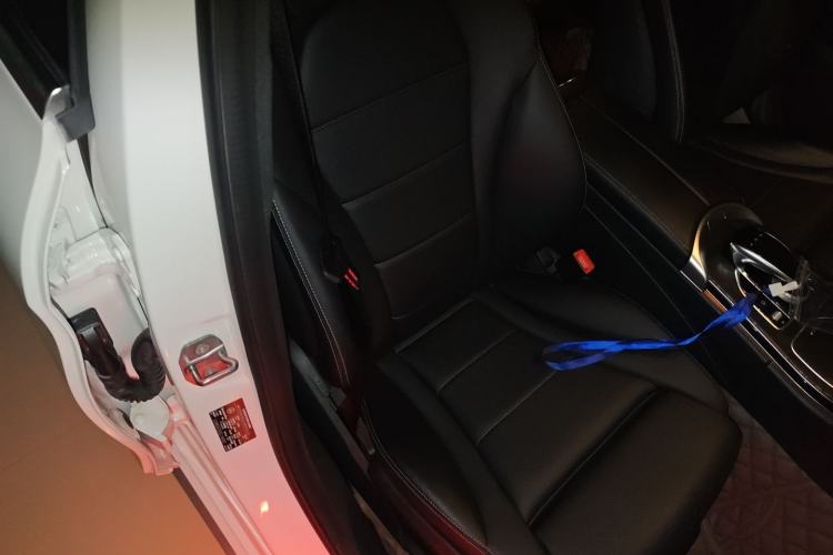 Used Mercedes-Benz C-Class 2016 C 200 L Sport Edition Right Front Seat