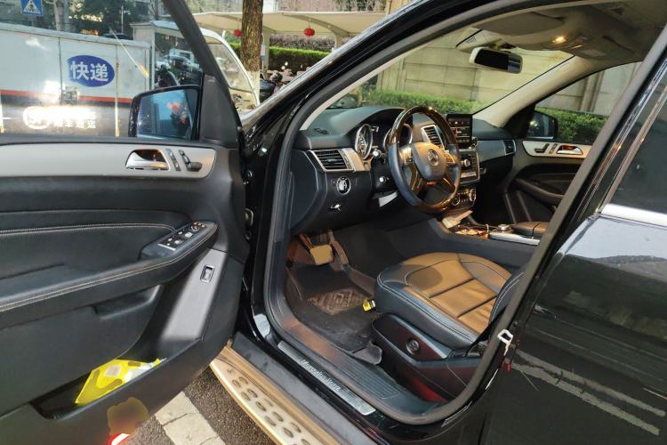 Used Mercedes-Benz M-Class 2012 ML 300