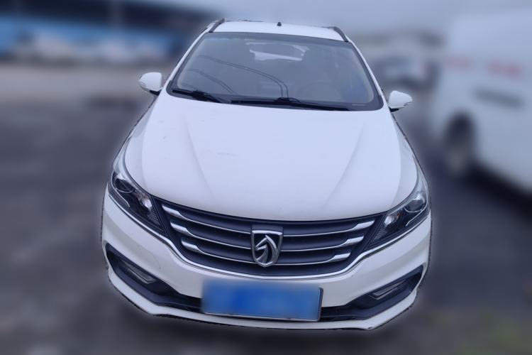 Used Baojun 310W 2017 1.5L Manual Fashion Model China V Front