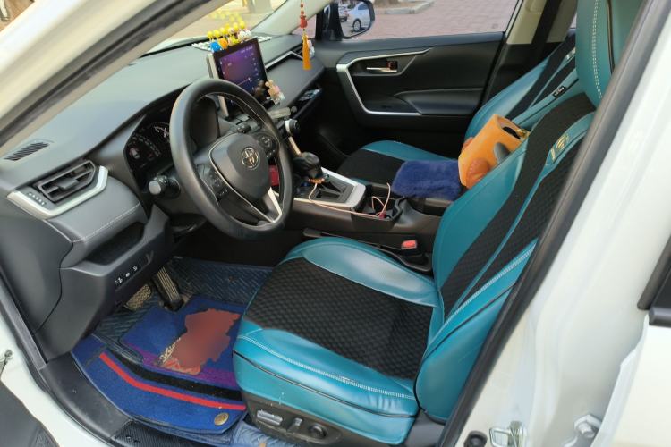 Used Toyota RAV4 2021 2.0L CVT Two-Wheel Drive Fashion Edition
