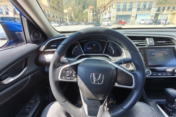 Used Honda Civic 2016 220TURBO CVT Luxury Edition