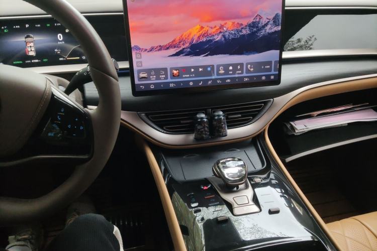 Used Denza D9 2022 DM-i 970 Four-Wheel Drive Flagship Model