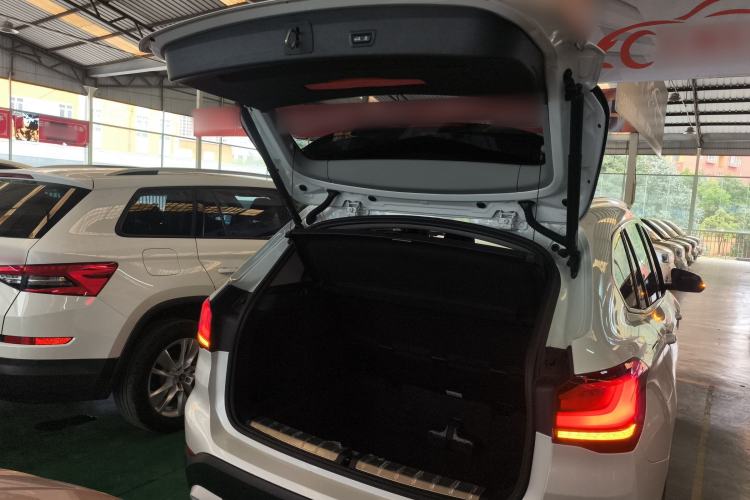 Used BMW X1 2021 sDrive25Li Leading Model
