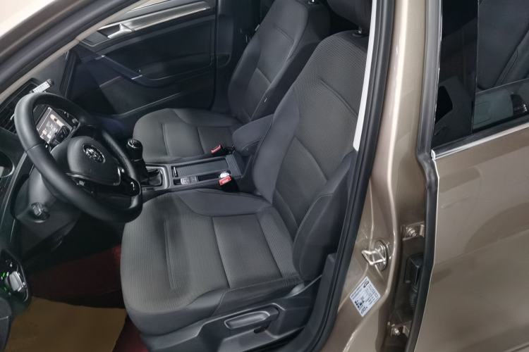 Used Volkswagen Golf 2015 1.4TSI Manual Comfort Model
