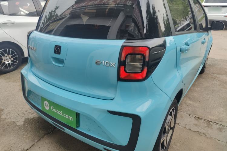 Used SOL E10X 2021 302 km Range Luxury Version 31.4 kWh Right Rear Taillight