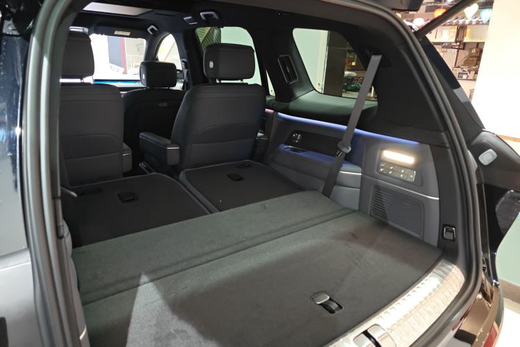 Used Nio ES8 2026 Model 6-seat Executive Luxury Edition Trunk