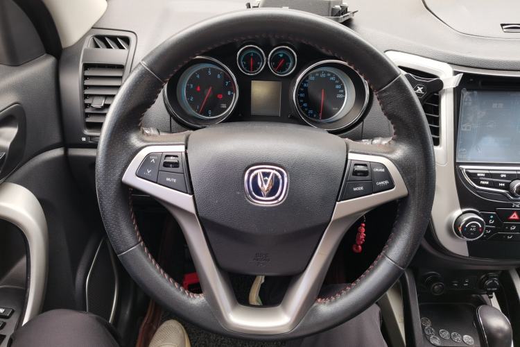 Used CHANGAN CS35 2014 1.6L Automatic Luxury Model China IV Standard
