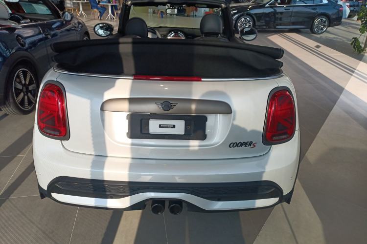 Used MINI MINI 2023 Second Facelift 2.0T COOPER S CABRIO Artist
