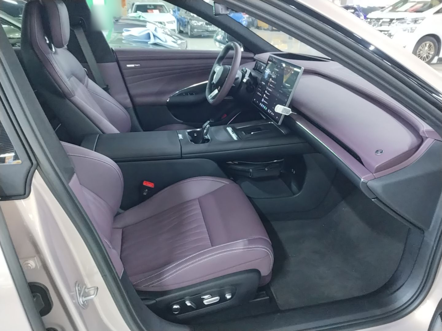 Xiaomi Auto SU7 2026 Model Max — снимка 19