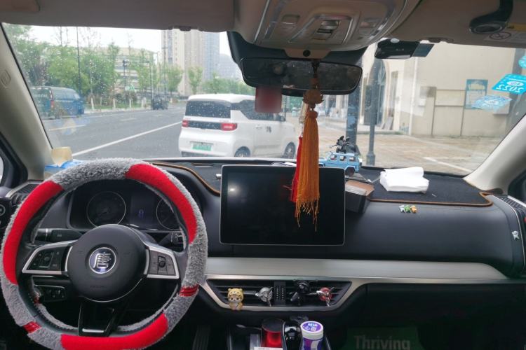 Used BYD Tang 2018 2.0T Automatic SmartConnect Prestige 7-Seater China V Standard Headliner