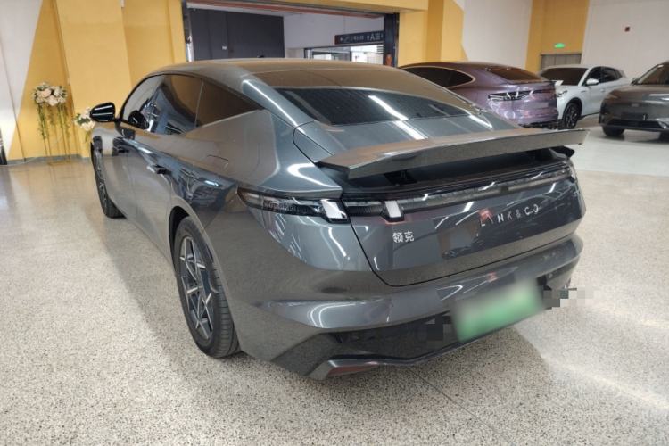 Used Lynk & Co Z10 2025 95 kWh 766 km Range Rear-Wheel Drive Max