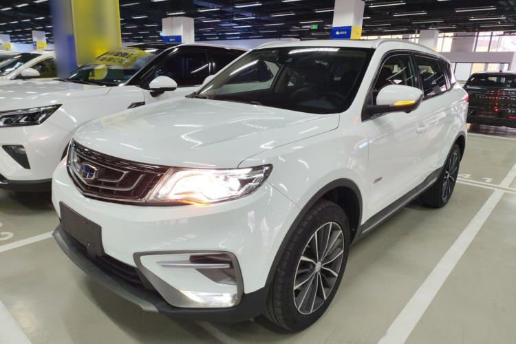 Used Geely Auto Emgrand X7 Sport 2018 1.8TD Automatic Two-Wheel Drive ZhiZun Model with 4G Connectivity
