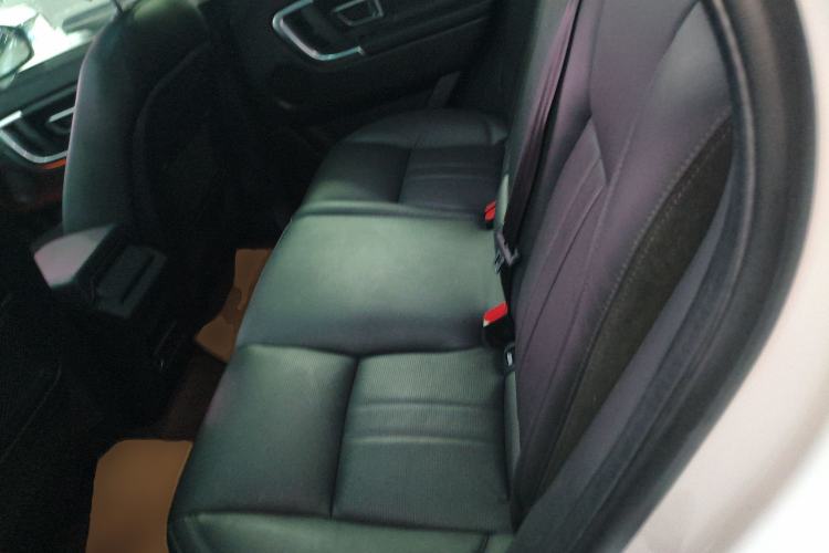 Used Land Rover Discovery Sport 2019 240 PS SE Version China VI Standard