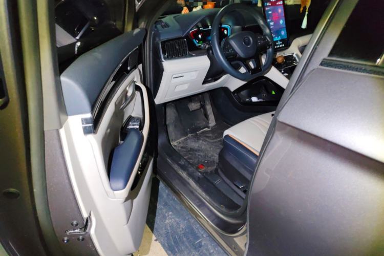 Used BYD Song PLUS New Energy 2021 DM-i 110KM Flagship Model
